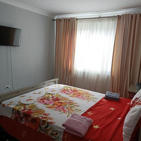 Residence Manu Targu Neamt Luaran gambar