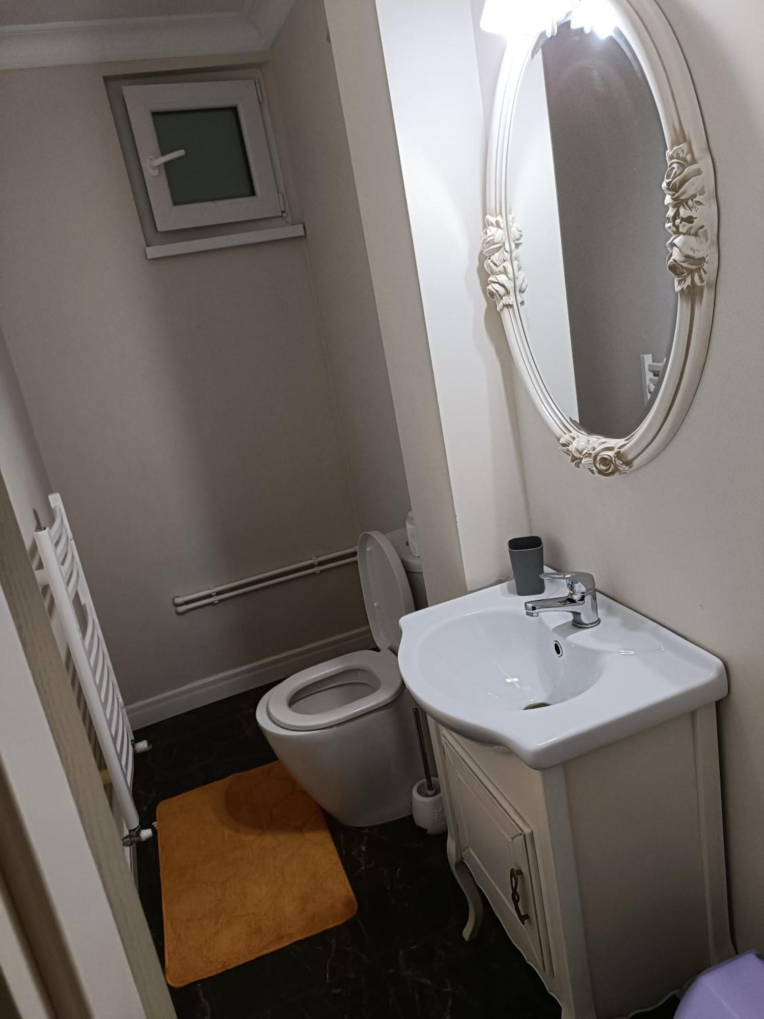 Residence Manu Targu Neamt Luaran gambar